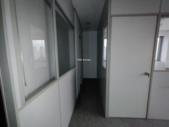 Imagem Sala com 45m² para locação no Campo Belo.