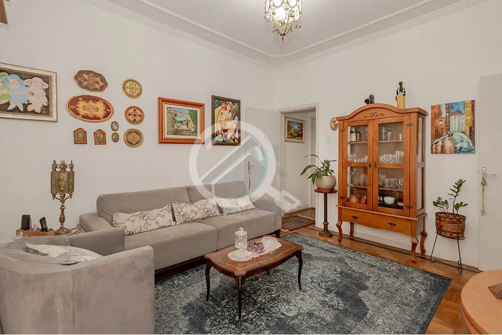 Imagem Excelente apartamento térreo localizado no bairro Menino Deus. Imóvel com 76m² distribuído em 2 ...