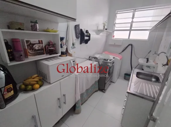 Imagem Apartamento 2 dormitórios próximo à praia no bairro do Boqueirão em Santos por R$425.000,00