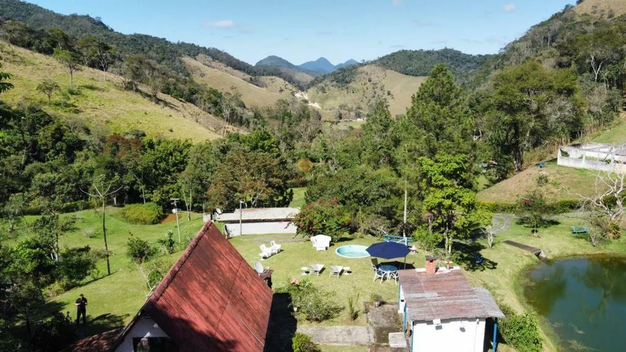 Foto do imóvel Sítio para Venda em Teresópolis / RJ em Estrada Doutor Rogério de Moura Estevão