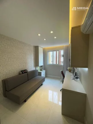 Imagem Apartamento com 3 dormitórios à venda, 130 m² por R$ 2.150.000,00 - Praia da Costa - Vila Velha/ES