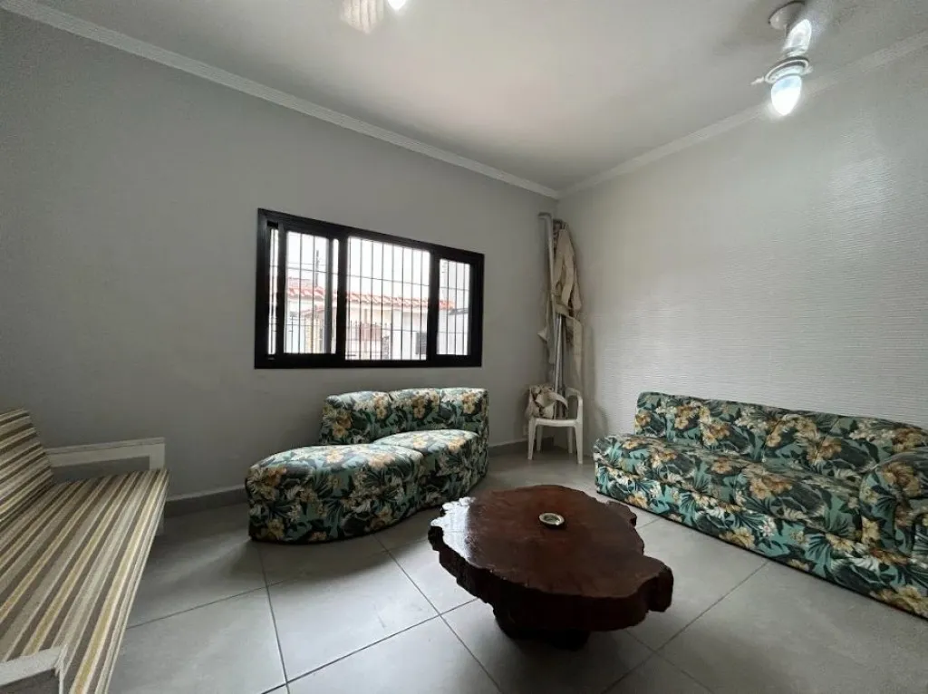 Imagem CASA COM 100,00 m² - MARACANÃ - PRAIA GRANDE SP