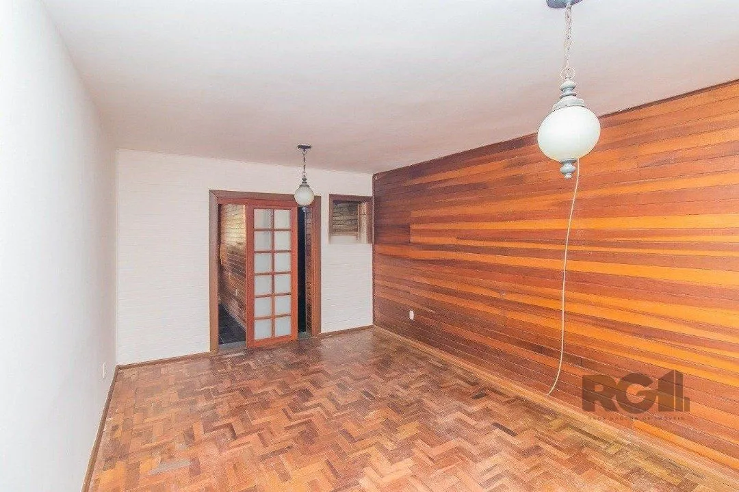 Imagem Casa, 200m², 3 dormitórios, bairro Cristal