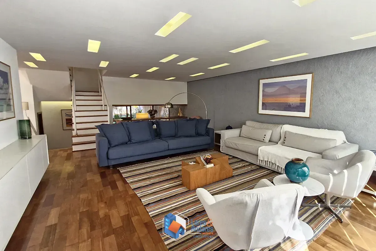 Foto do imóvel Casa para venda em Jardim Prudência com 3 quartos, sendo 3 suítes, 315m² em Rua Robélia