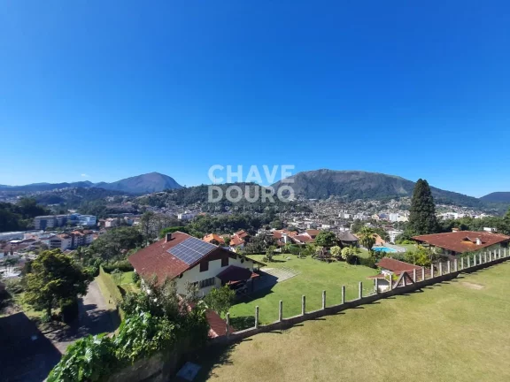 Imagem Viva o Luxo com Vistas Deslumbrantes: Propriedade Única de 733m² em Teresópolis
