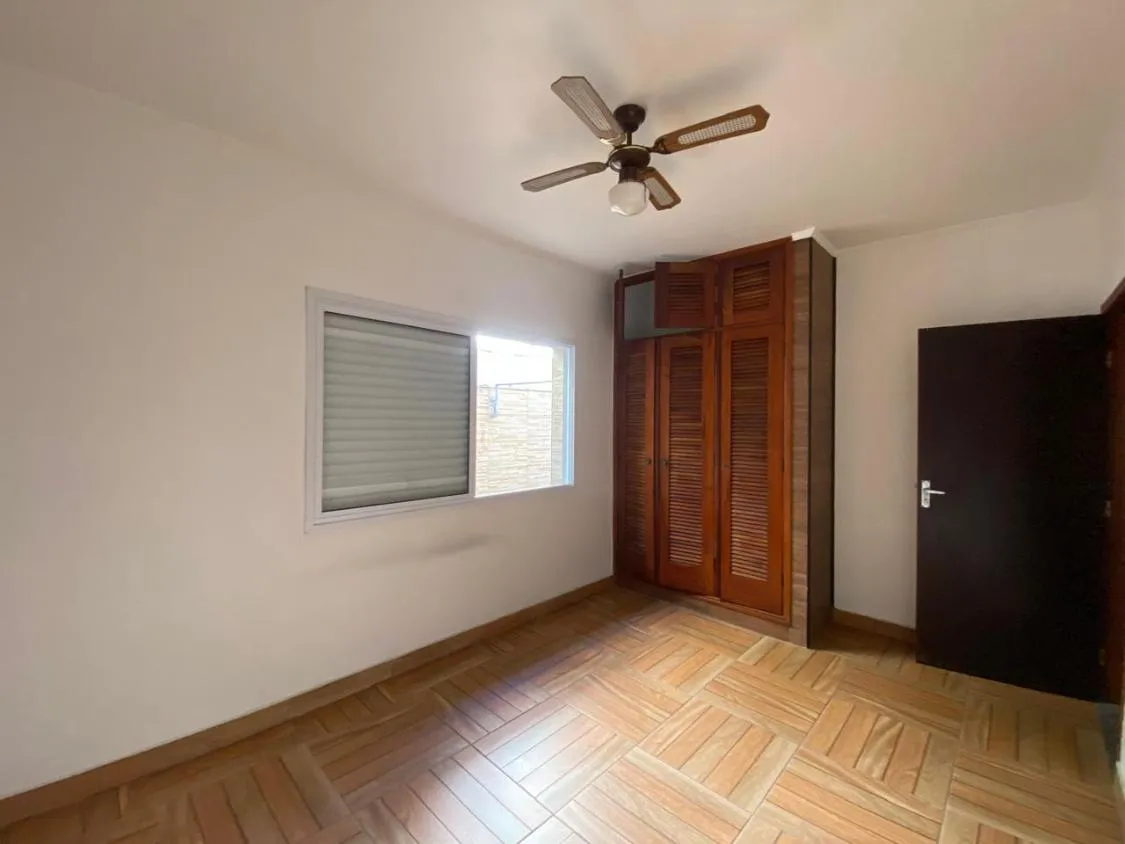 Imagem CASA COM EDÍCULA, 3 DORMITÓRIOS SENDO 1 SUÍTE À VENDA NO CENTRO DE ITANHAÉM