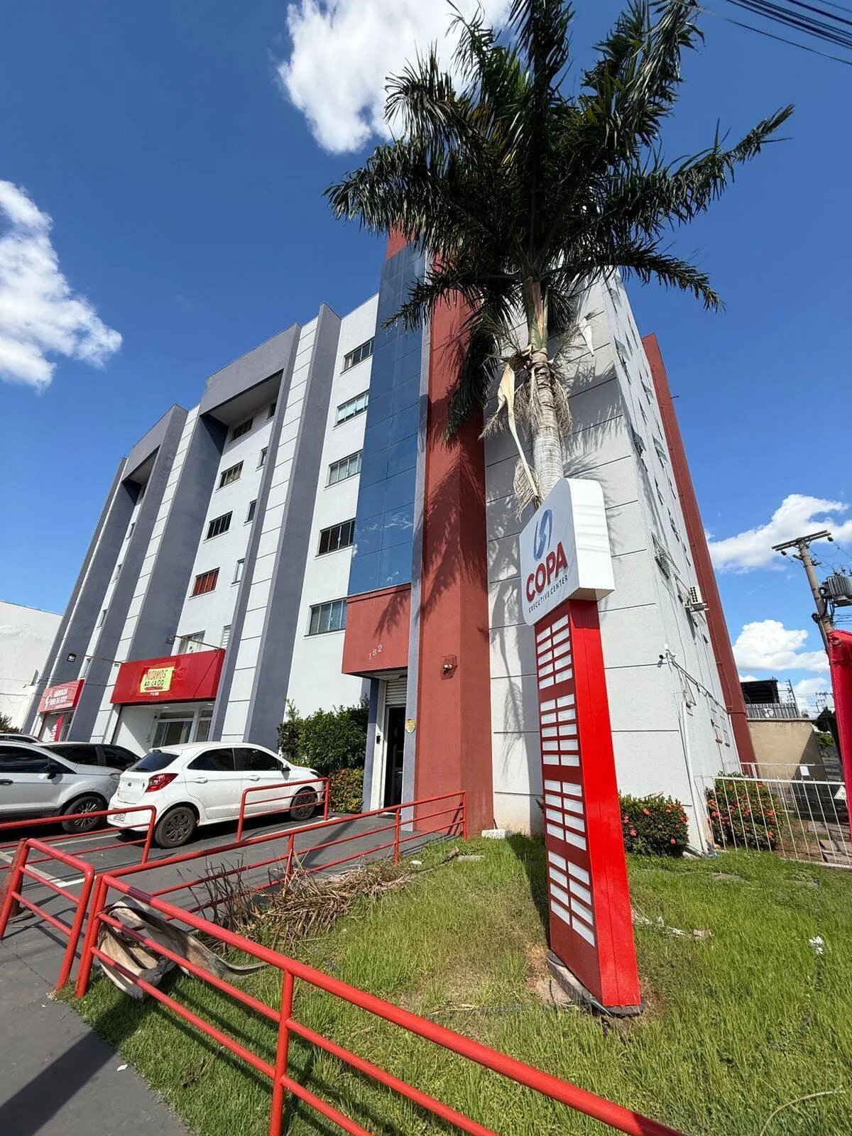 Imagem SALA COMERCIAL À VENDA OU LOCAÇÃO ED. COPA EXECUTIVO CENTER POÇÃO