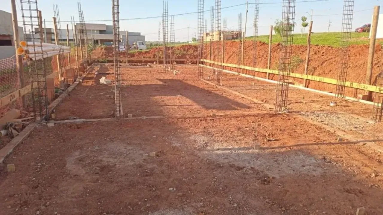Imagem Casa de Luxo em Condomínio: 3 Suítes, 4 Banheiros, 2 Vagas - Jardim Novo Horizonte, Sorocaba-SP - 250m².