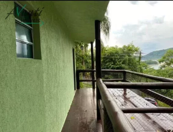 Imagem Casa Sobrado à Venda com 3 Quartos em Camburi, São Sebastião