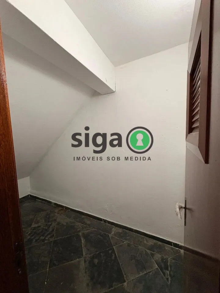 Imagem CASA SOBRADO À VENDA - JARDIM DAS VERTENTES - QUINTAL - CHURRASQUEIRA - EDÍCULA