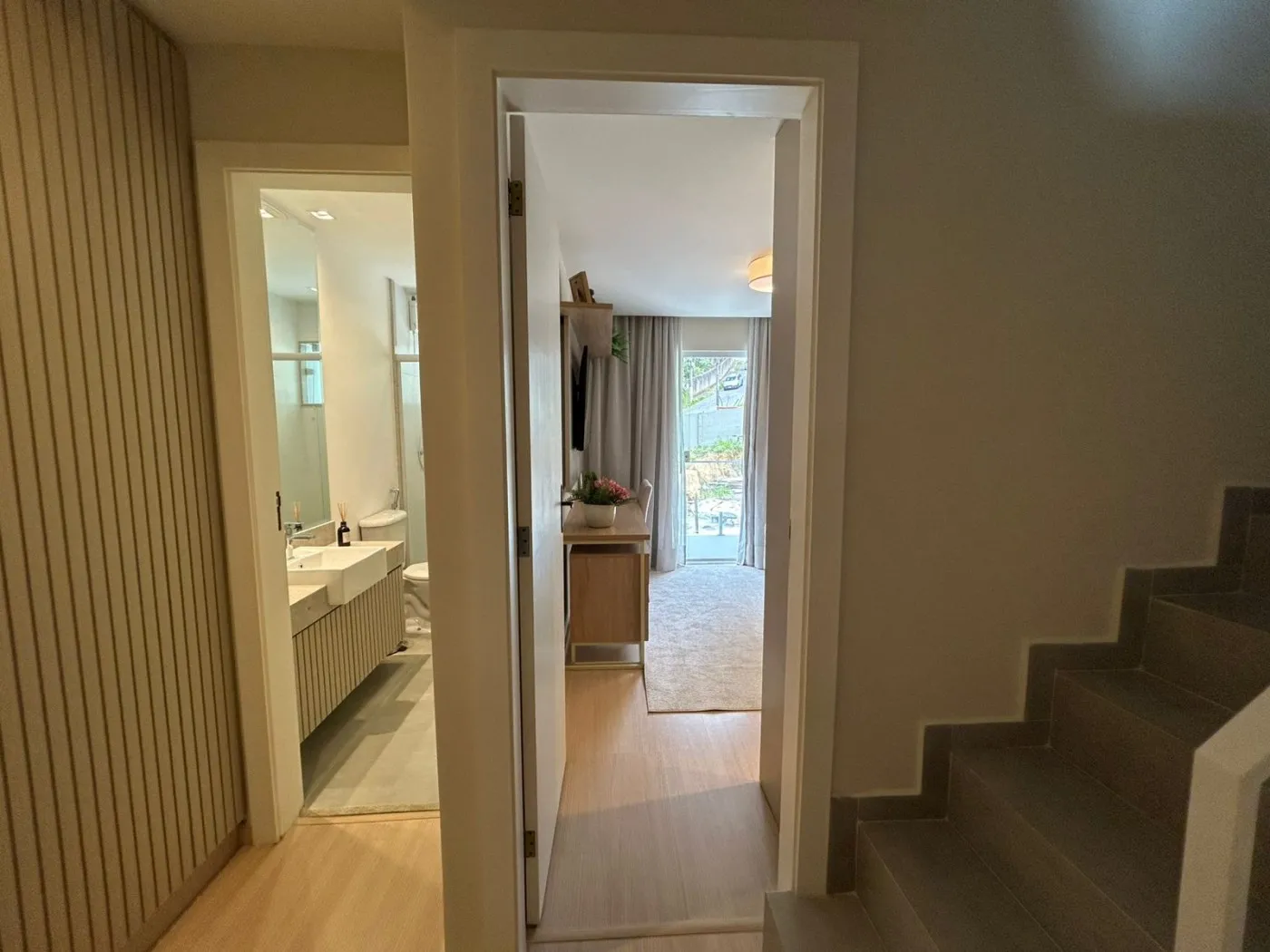 Imagem Casa em Condomínio para Venda em Petrópolis / RJ no bairro Quarteirão Brasileiro