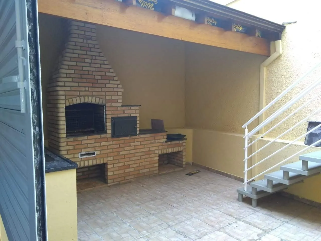 Imagem EXCELENTE IMÓVEL DE 400M² COM SALÃO COMERCIAL!!!