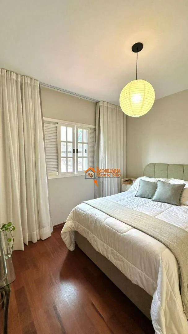 Imagem Sobrado com 3 dormitórios à venda, 187 m² por R$ 990.000,00 - Jardim Maia - Guarulhos/SP