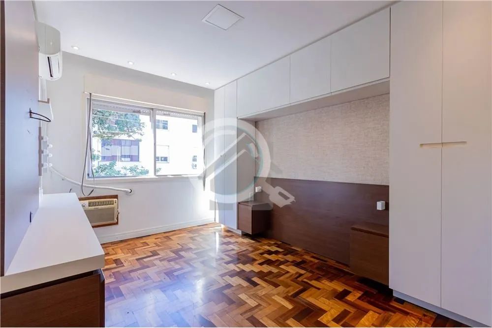 Imagem Encante-se com este Apartamento Ensolarado de 1 Dormitório no Menino Deus. Seja bem-vindo a este en...
