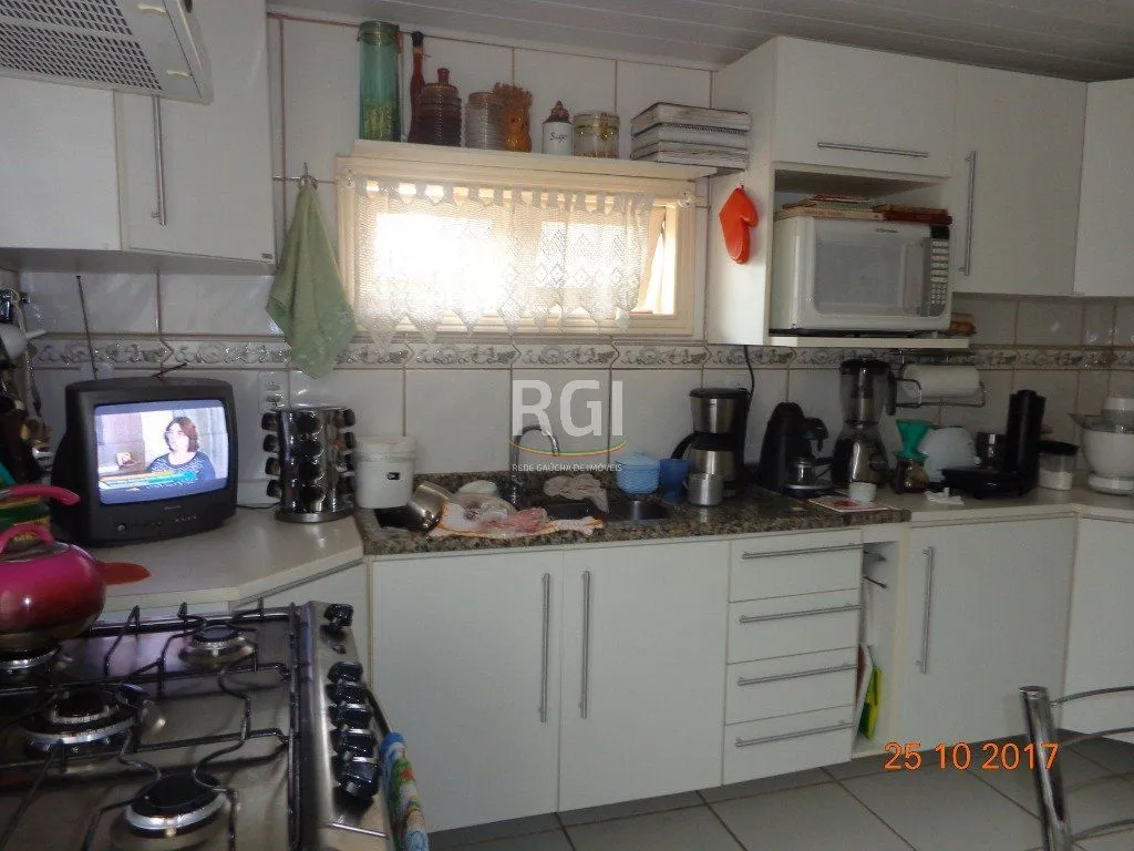 Imagem Casa para Venda - 380m², 2 dormitórios, sendo 1 suites, 1 vaga - Nonoai