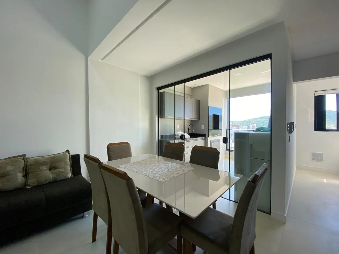 Imagem Apartamento à venda com 100m2 por R$ 1.800.000,00