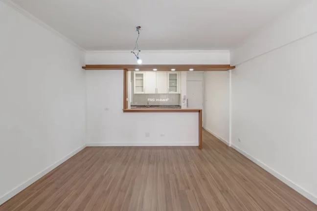 Imagem Apartamento à venda na Vila Romana, São Paulo-SP: 3 quartos, 1 suíte, 3 salas, 3 vagas de garagem!
