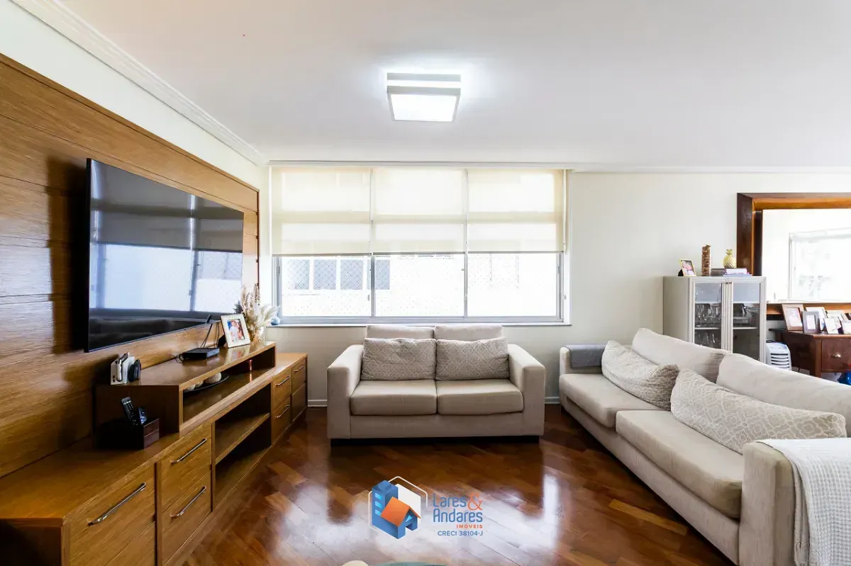 Foto do imóvel Apartamento para venda em Santa Cecília com 3 quartos, sendo 1 suíte, 176m² em Rua Doutor Veiga Filho