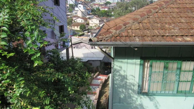 Imagem Casa para Venda em Concórdia, Imperial, 7 dormitórios, 3 banheiros