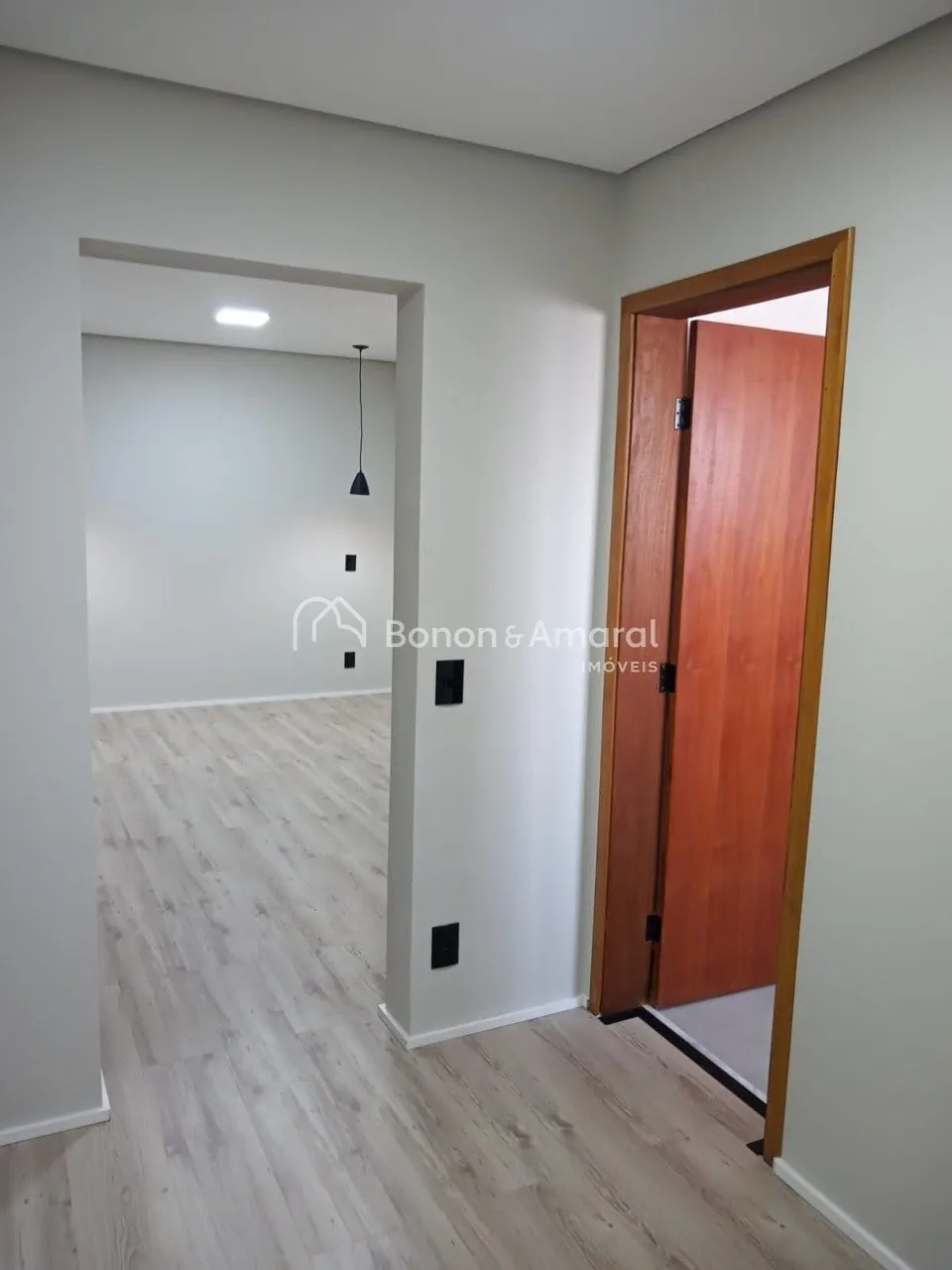 Imagem Sobrado à venda com 3 quartos no Condomínio Real Park Sumaré