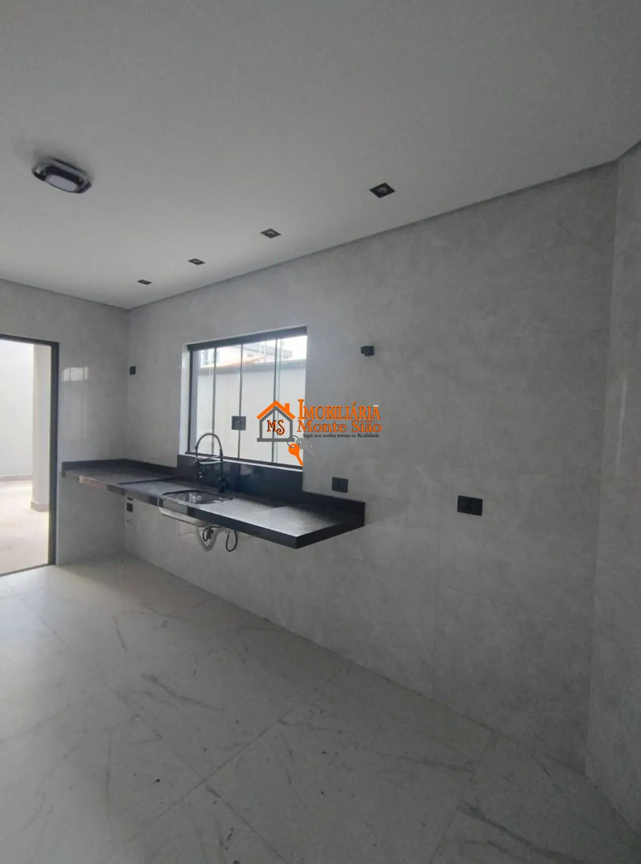 Imagem Sobrado com 2 dormitórios à venda, 80 m² por R$ 660.000,00 - Parque Residencial Scaffid II - Itaquaquecetuba/SP