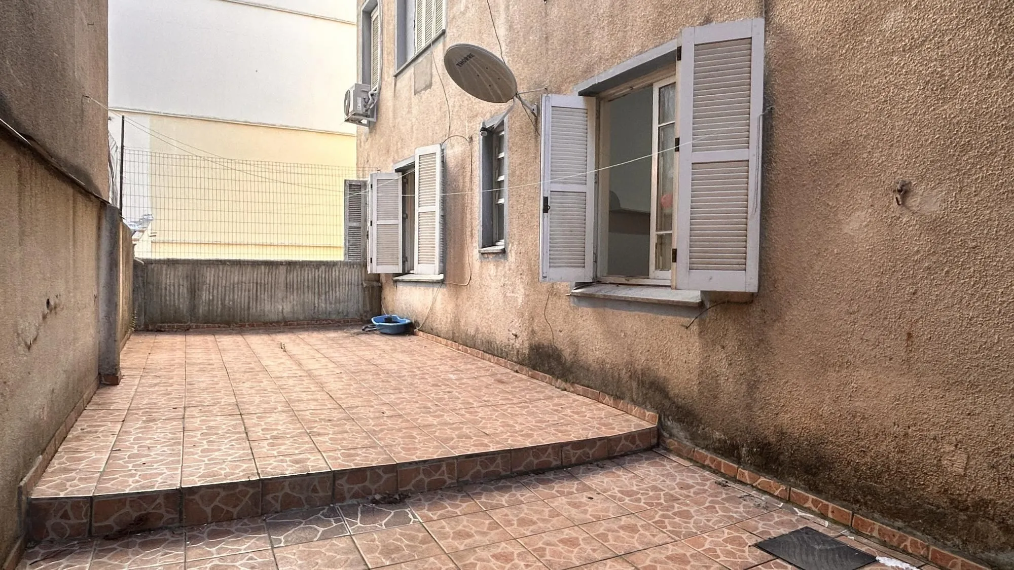 Imagem Apartamento 2 dormitórios com pátio