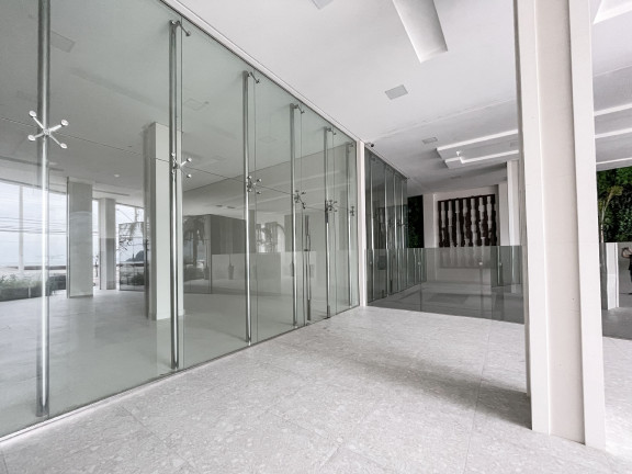 Sala Comercial à Venda, 374 m² em Centro - Balneário Camboriú