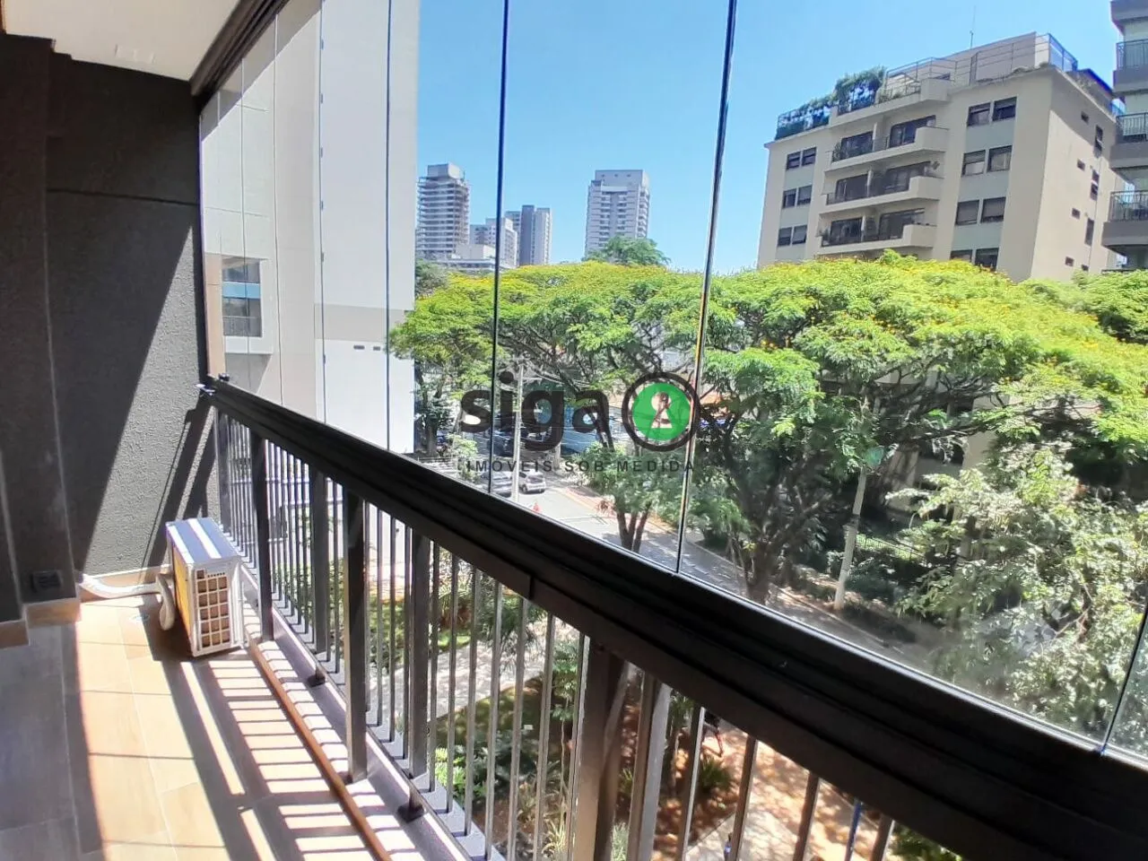Imagem Sala Comercial para Locação no Butantã com 61m² de AU, 2 vagas , copa, banheiros, primeira locação