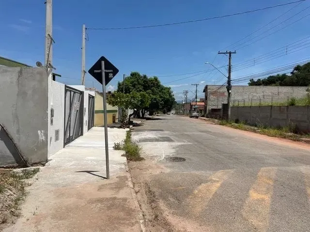 Imagem Casa à venda 2 Quartos, 1 Suite, 2 Vagas, 150M², Residencial Estoril, Taubaté - SP