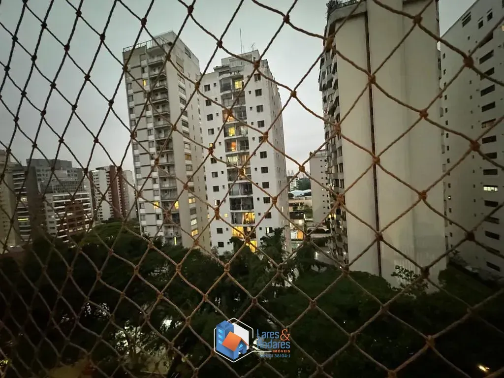 Imagem Apartamento para venda em Campo Belo com 4 quartos, sendo 2 suítes, 194m²