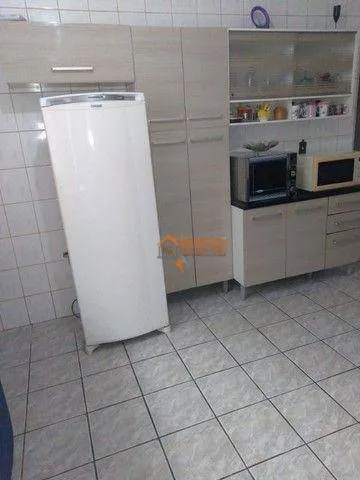 Imagem Casa com 3 dormitórios à venda, 900 m² por R$ 742.000,00 - Água Azul - Guarulhos/SP