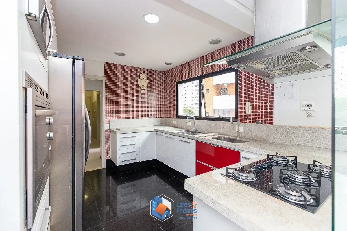 Imagem Apartamento para venda em Moema com 3 quartos, sendo 3 suítes, 202m²