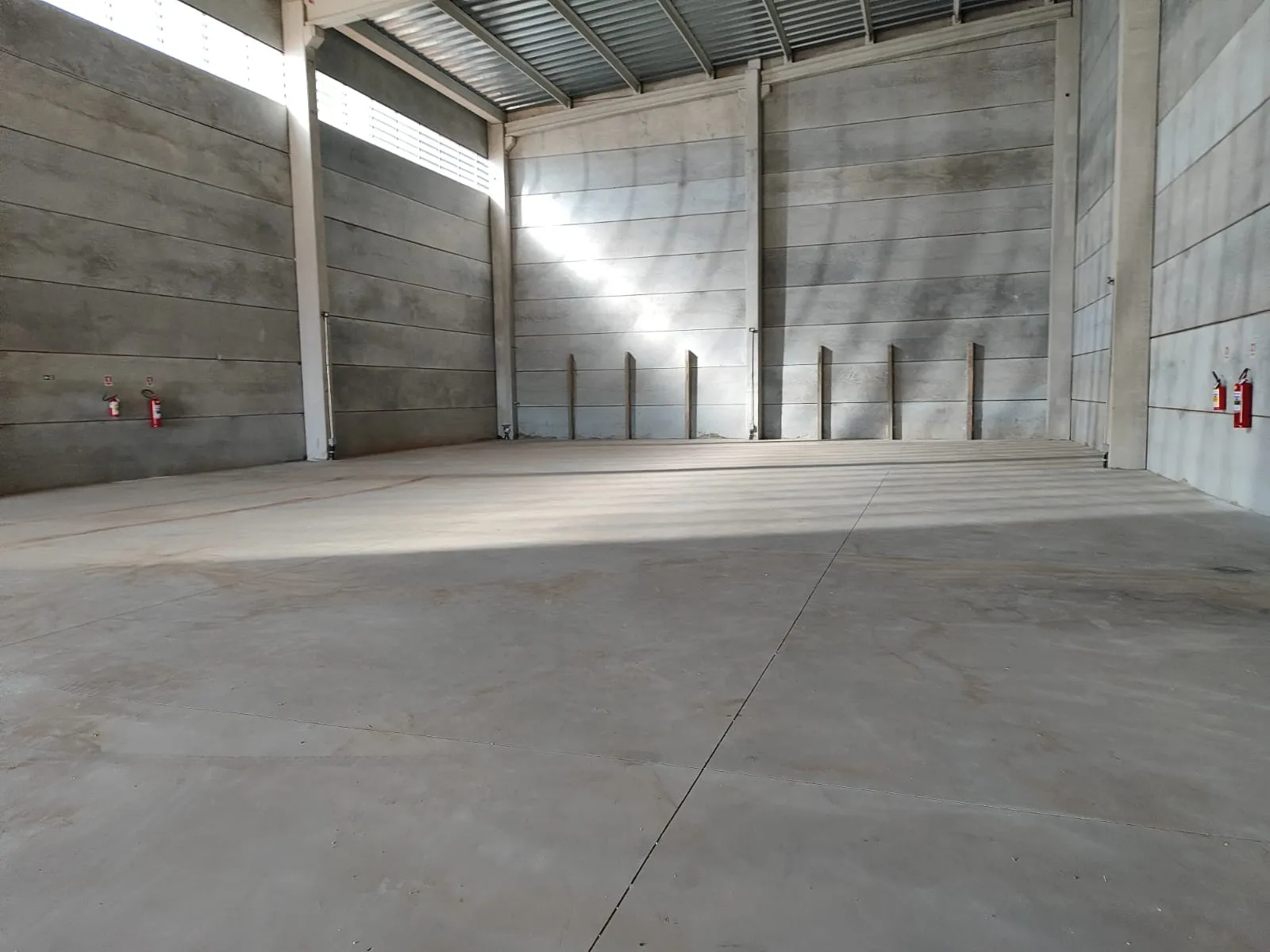 Imagem Barracão de 1.100 M2 no condomínio Empresarial Metropolitano Sorocaba SP
