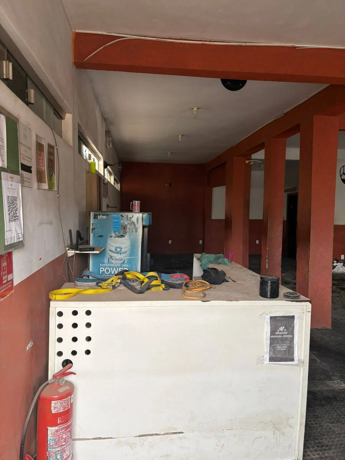Imagem Casa + 2 Salões Comerciais na Cohab Canellas