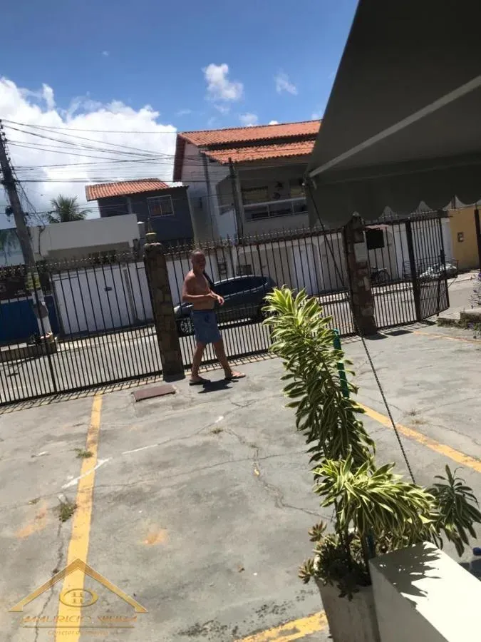 Imagem Casa em Condomínio para Venda em Cabo Frio / RJ no bairro Palmeiras