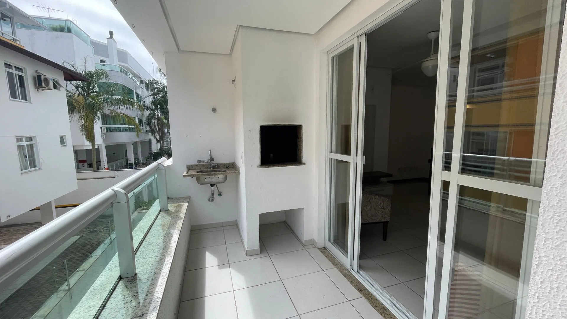 Imagem Apartamento de dois dormitórios, locação anual.