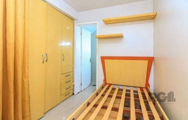 Imagem Excelente casa de 147m² com 3 dormitórios, 4 vagas e 1 piscina.