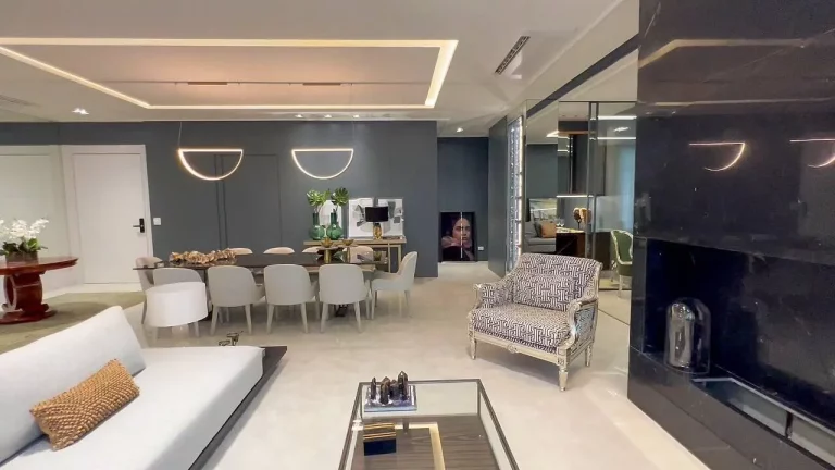 Imagem Apartamento para Venda em Maringá / PR no bairro Centro