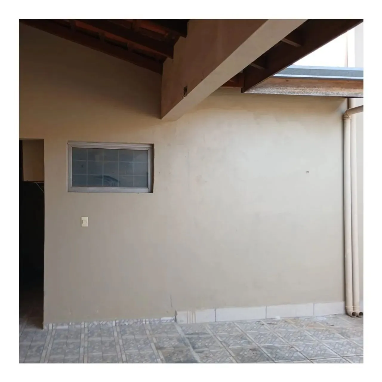 Imagem Casa à venda em Sorocaba-SP: 3 quartos, 2 suítes, 1 sala, 3 banheiros, 2 vagas de garagem - Jardim Piazza Di Roma, 150m². Venha conferir!