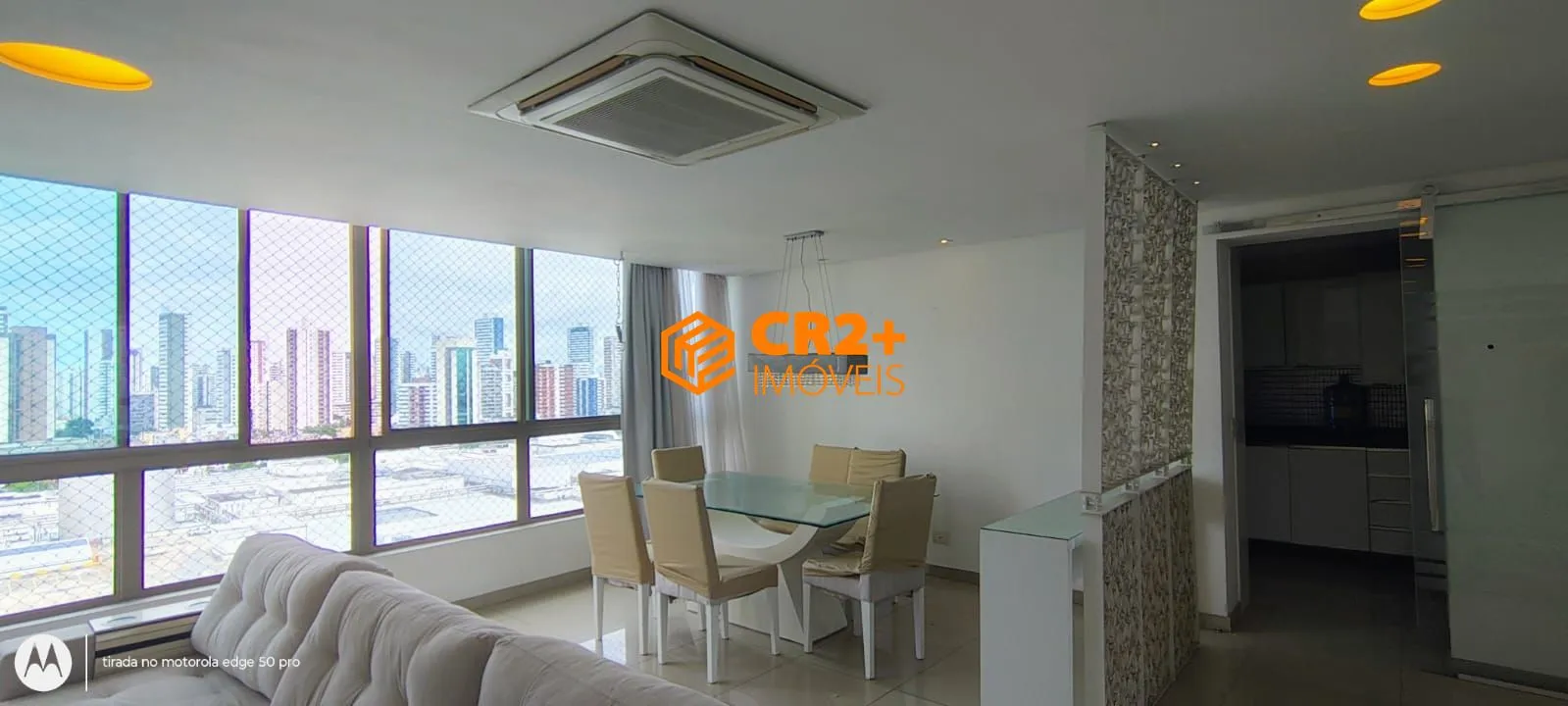 Imagem Vendo apartamento 03 quartos 01 suíte 144m2 02 vagas de garagem em Boa Viagem