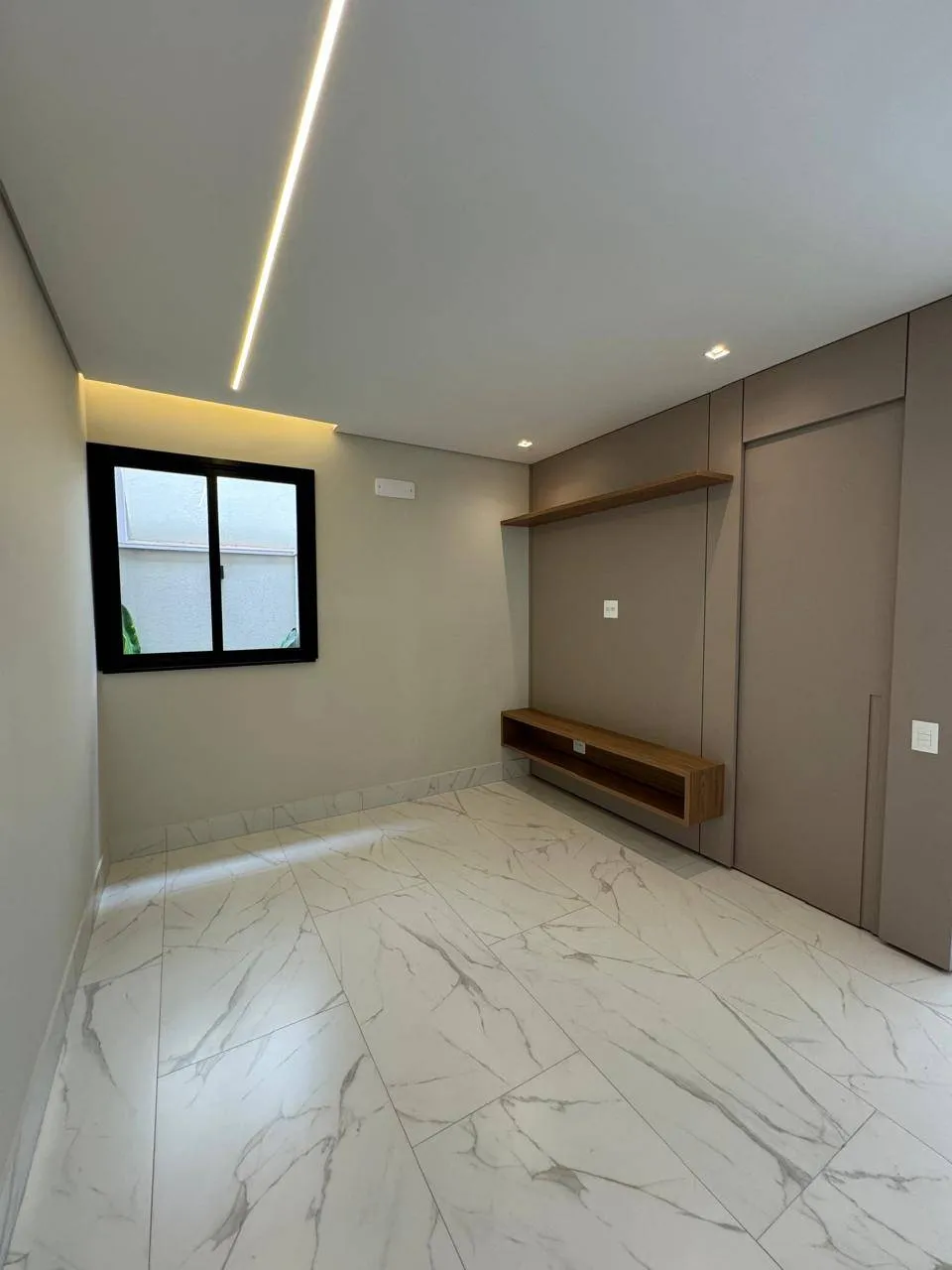 Imagem Casa à venda em Franca, Residencial Olivito, com 4 quartos, 275m2