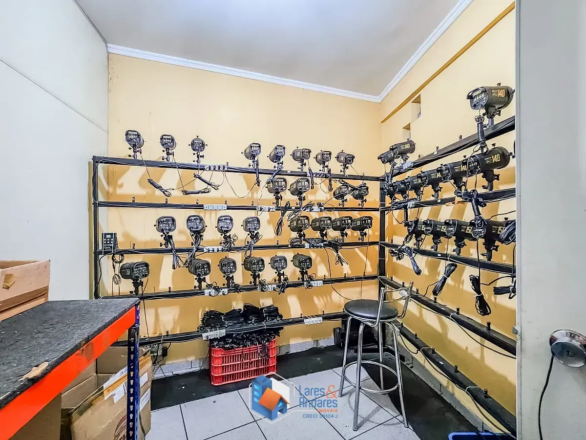 Imagem Casa comercial para venda em Liberdade, 700m²