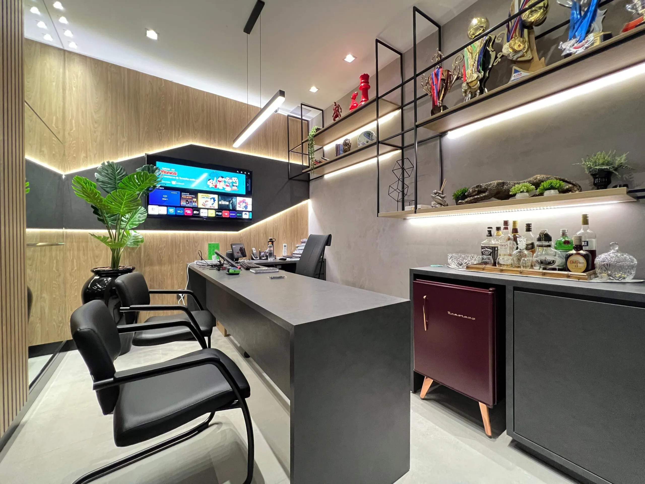 Imagem Sala Comercial à venda com 100m2 por R$ 1.900.000,00