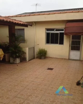 Imagem Oportunidade UNICA CASA 350 METROS, JARDIM AEROPORTO COM 4 DORMITORIOS, 5 BANHEIROS, 4 VAGAS EXCELENTE LOCALIZAÇÃO E VALOR !