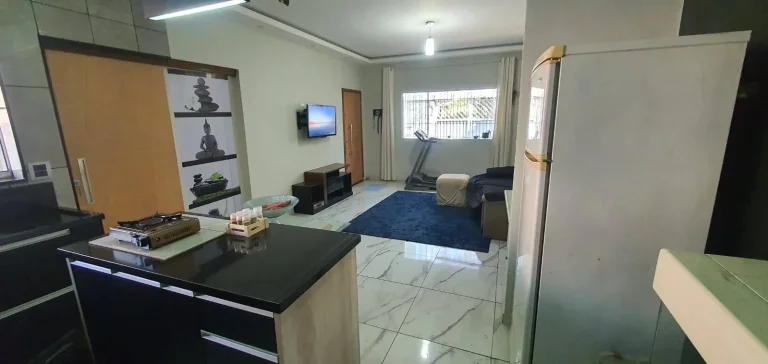 Imagem Casa Terrea Reformada com 111m² 2 Dormitorios e 5 Vagas de Garagens