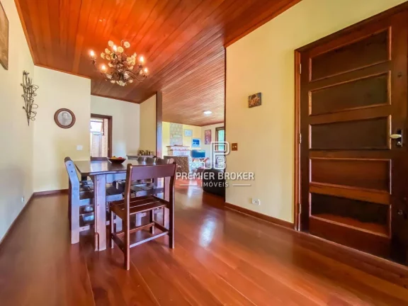 Imagem Casa à venda, 227 m² por R$ 1.450.000,00 - Posse - Teresópolis/RJ