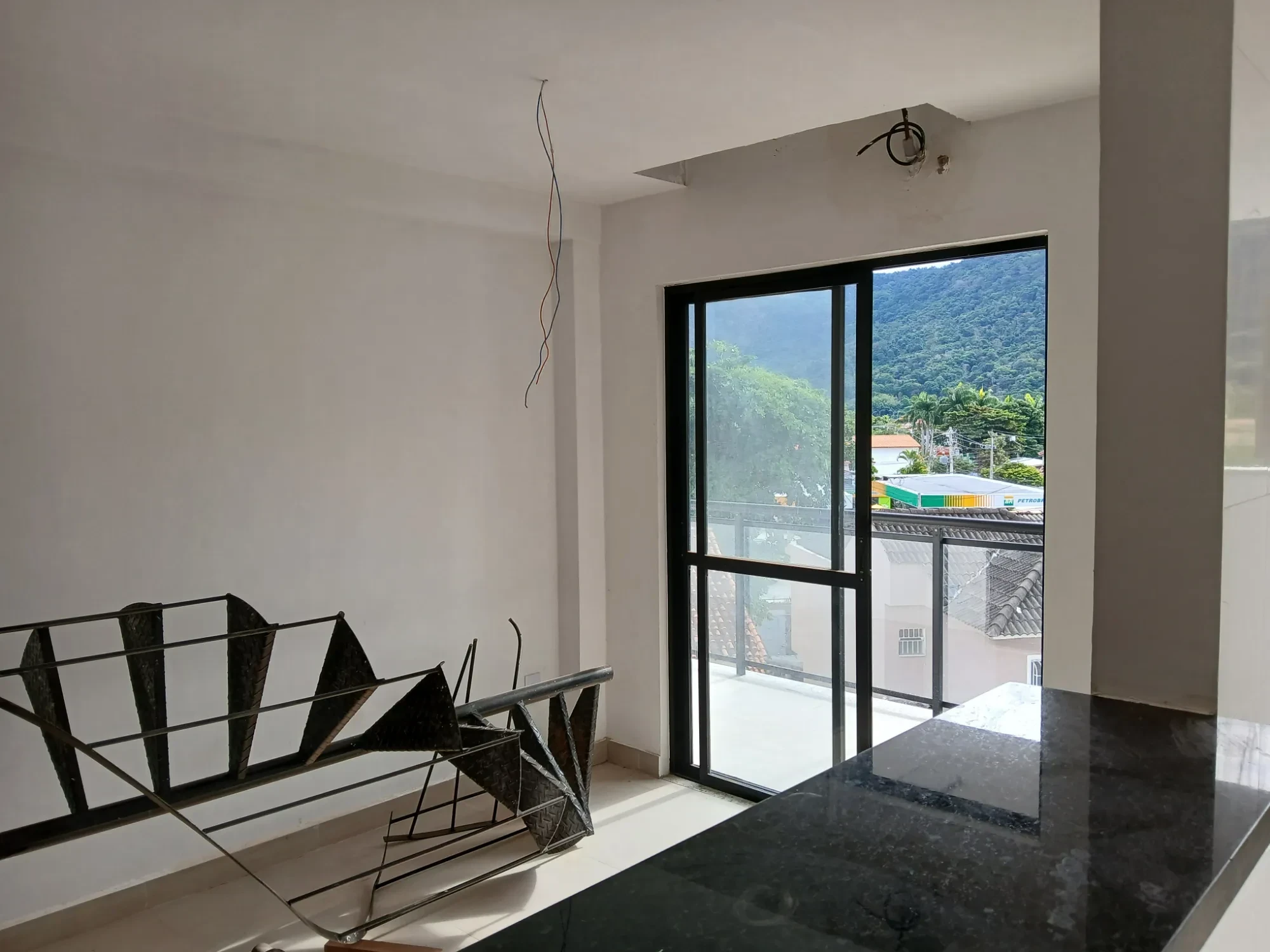 Imagem Cobertura com 2 Quartos à Venda, 174 metros em Piratininga - Niterói