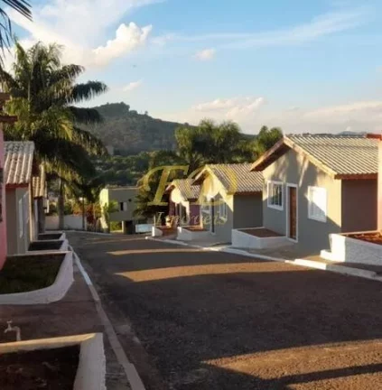 Imagem Casa a venda em Condomínio Fechado Residencial