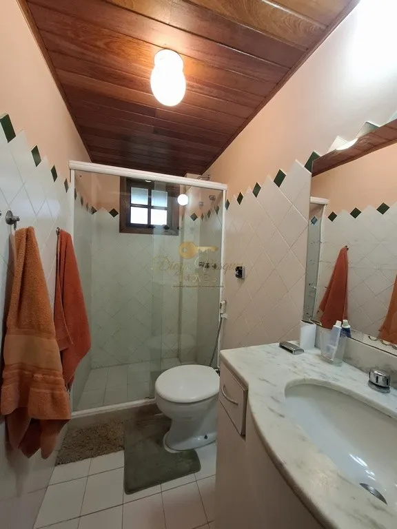 Imagem Casa em Condomínio para Venda em Teresópolis / RJ no bairro Green Valley