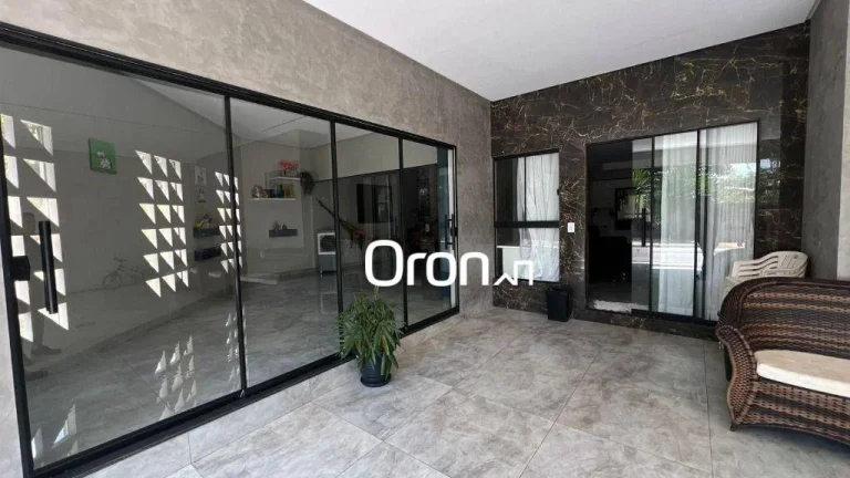 Imagem Casa com 2 dormitórios à venda, 174 m² por R$ 520.000,00 - Fazenda São Domingos - Goiânia/GO